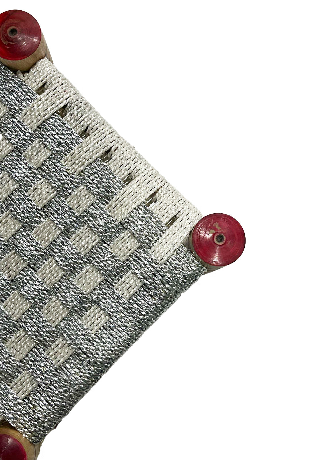 Milky White and Silver Checkered Peerhi